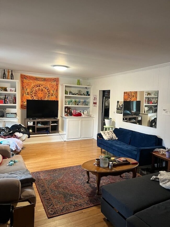 Photo - 5 bedroom, 2 bath home- Available August 2026!