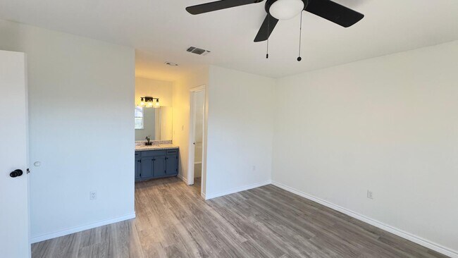 Photo - 1239 Glen Haven Dr