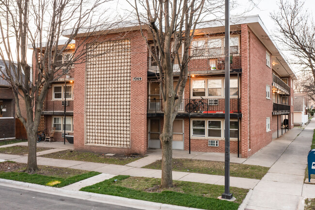 Front of the Building - Midway 1 Apartments