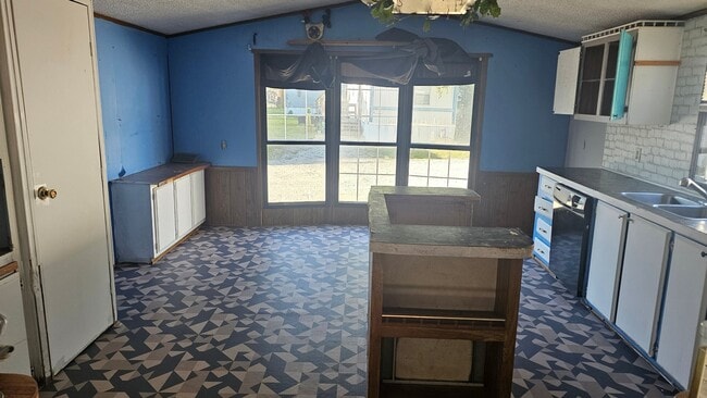 Photo - 106 W Apple Blossom Ln