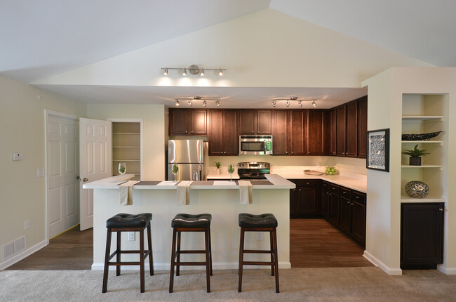 Loch Raven Pointe Apartments and Townhomes