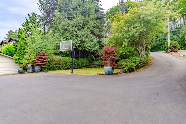 Photo - 4Bd/4Ba Seattle Home