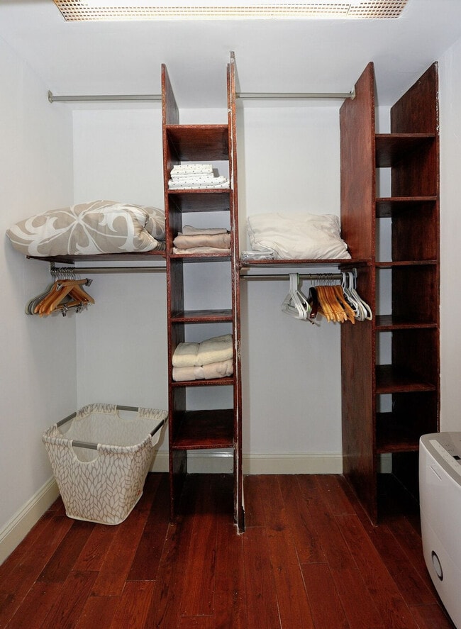 Photo - 200 Central Prk W Unidad SI ID1323952P