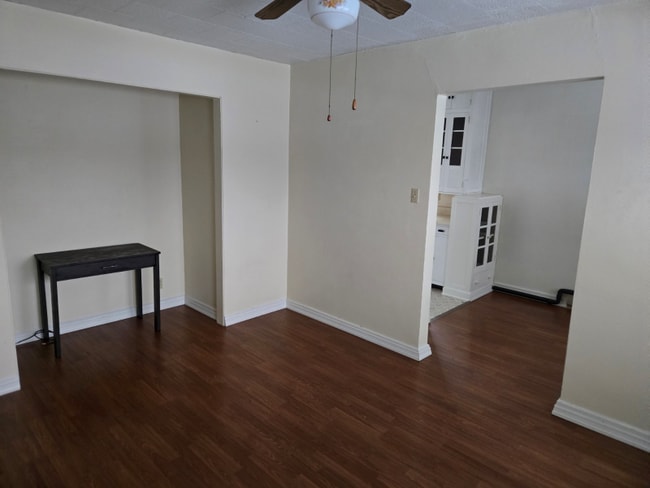 Photo - 220 4th St NE Unidad 8