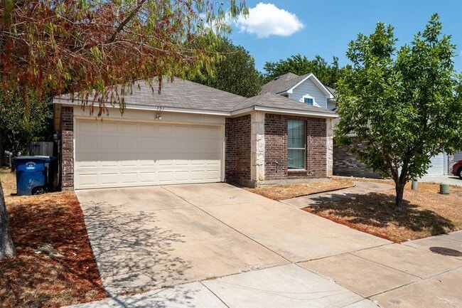 121 Cliff Height Cir