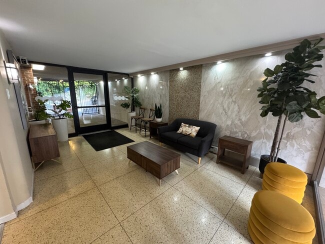 Photo - 301 E Roy St Unit 48