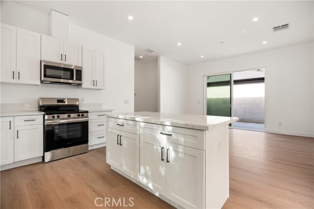 Building Photo - 6935 Jellico Ave