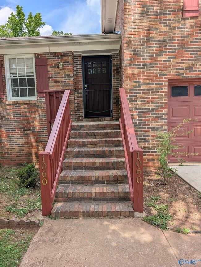 Photo - 1060 Sandy Springs Rd NW