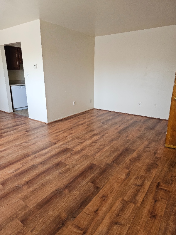 Photo - 3300 Kenmore Rd Apartment Unit 308