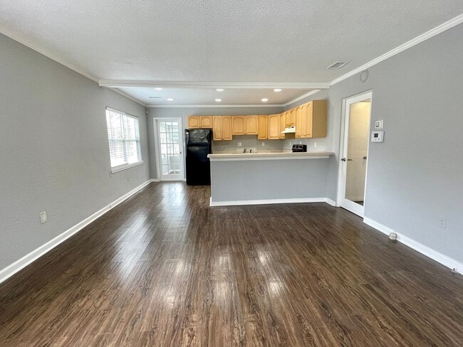 Photo - Renovated 2 bed/2 bath home located in the heart of Orlando!     Lake Davis Neighborhood