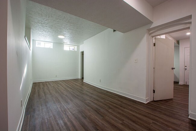 Photo - 2415 E Street Unidad #1