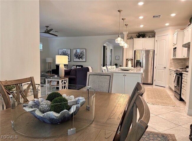 Photo - 11878 Bourke Pl