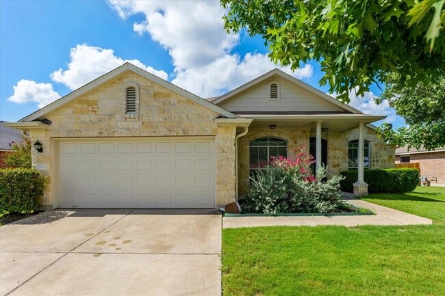 Photo - 2539 Pearson Way