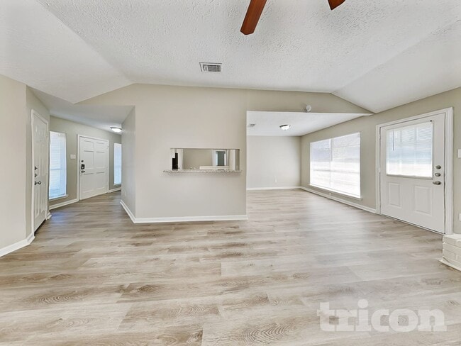 Photo - 6826 Blue Ridge Dr