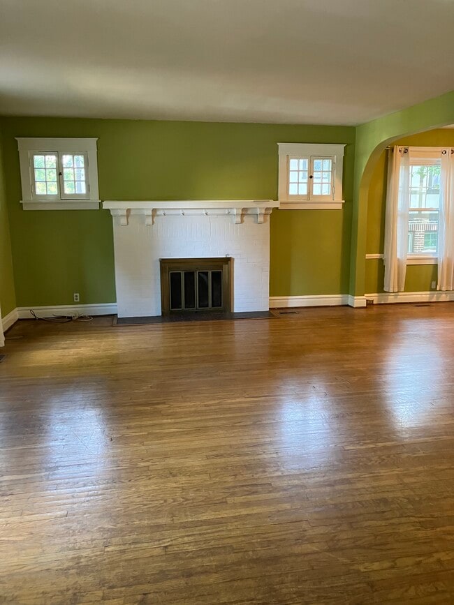 Photo - 438 California Ave