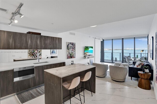 Building Photo - 3131 NE 7th Ave Unit 403