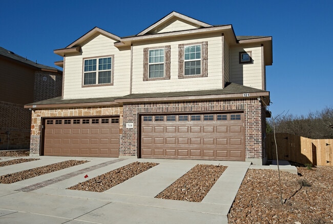 Building Photo - Luxury 3 Bedroom Townhome Located Near South Texas Medical Center, San Antonio, Texas!