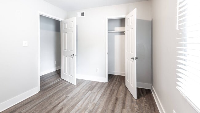3807 Newhaven Dr Unit 1