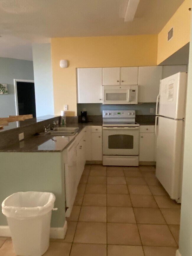 Photo - 9900 S Thomas Dr Unit 722