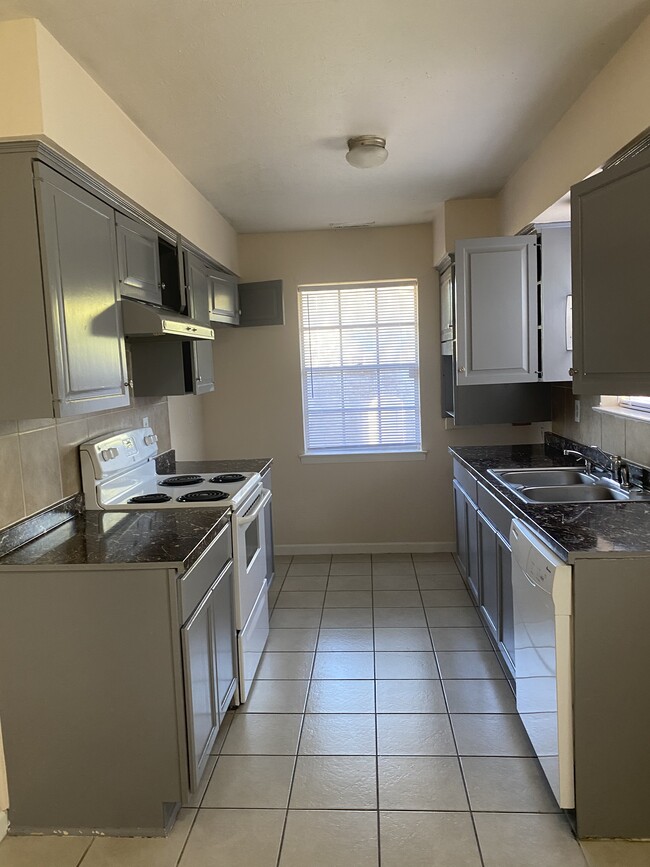 Photo - 4306 Jenny Ln