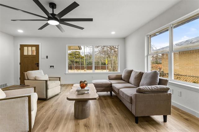Photo - 1917 S Vernon Ave