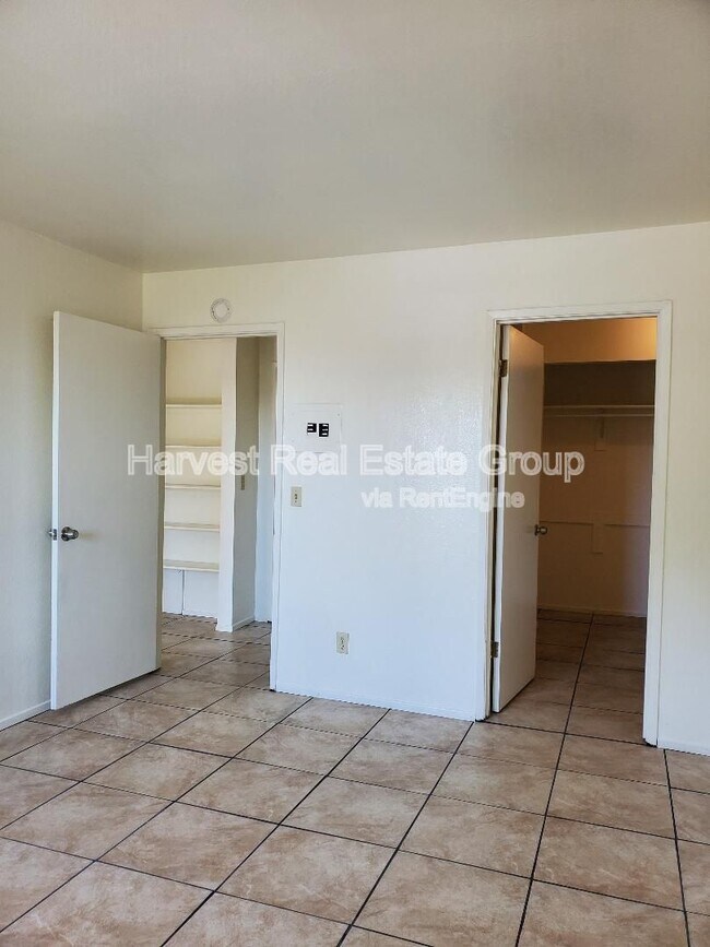 Photo - 2155 51st Ave