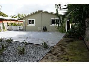 Photo - 1749 NW 6th Ave Unit 2