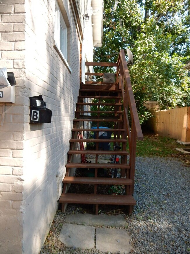 Photo - Hamilton Terrace/1214 Unit B/Upper
