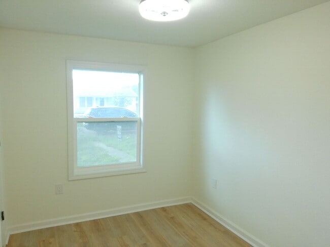 Photo - 306 Allison Dr