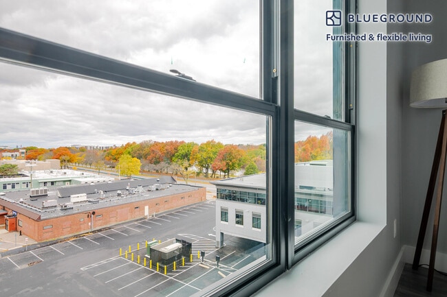 Photo - 365 Western Ave Unidad FL5-ID1281