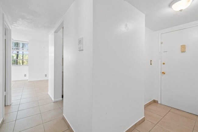 Photo - 250 NE 20th St Unit 2250