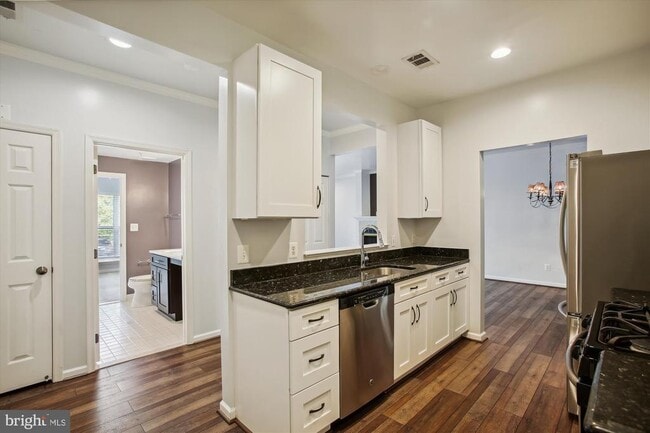 Photo - 6533 Grange Ln Unidad 301