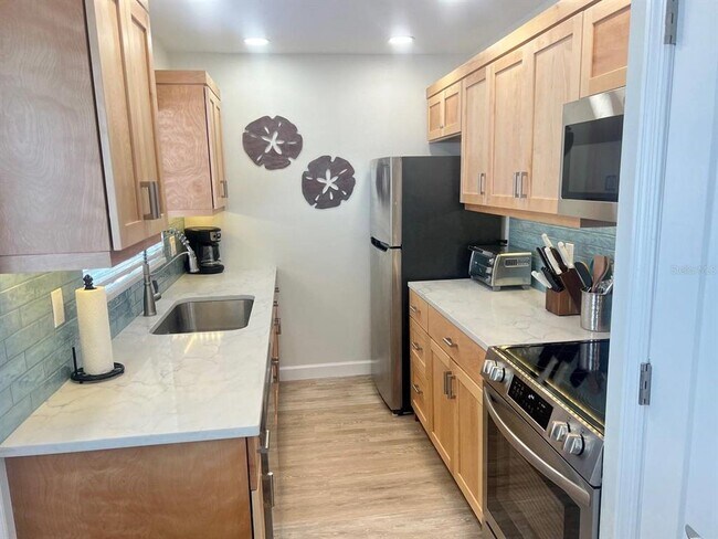 Photo - 6020 Midnight Pass Rd