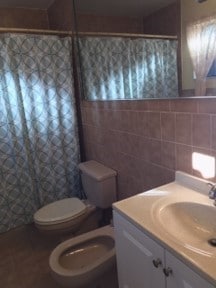 bathroom - 848 W 73rd Pl Unit 1