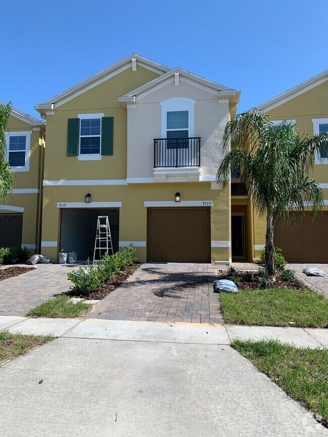 Building Photo - Awesome Townhome for rent