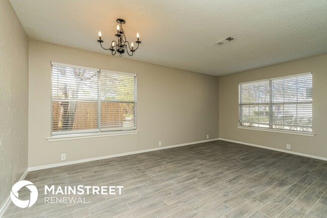 Photo - 1117 Wintercreek Dr