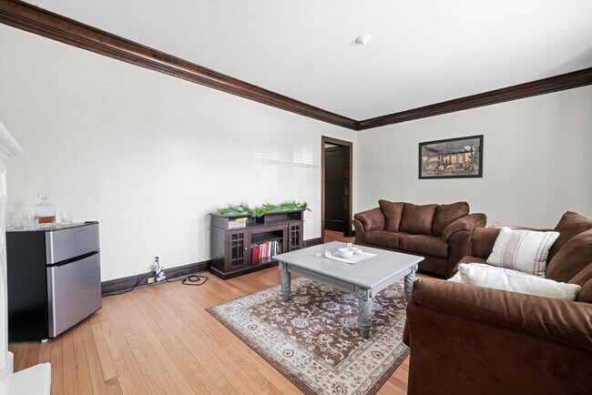 Photo - 32 Lawton Rd Unit 2