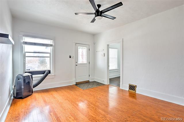 Photo - 2445 Julian St