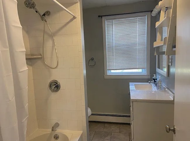 Photo - 32 Clyde St Unit 2nd Floor