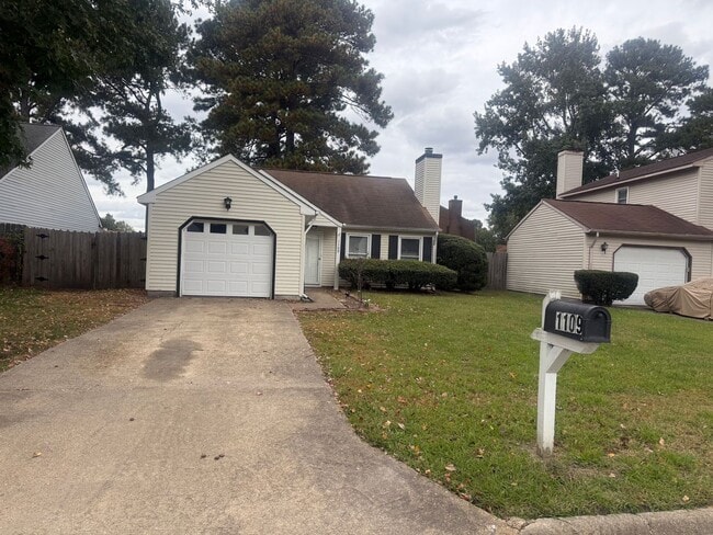 Building Photo - ASHLEY WOODS