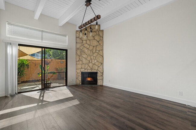 Photo - 2520 Ruhland Ave