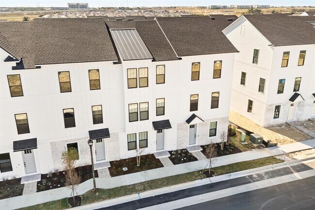 Photo - 15244 Groveside Rd