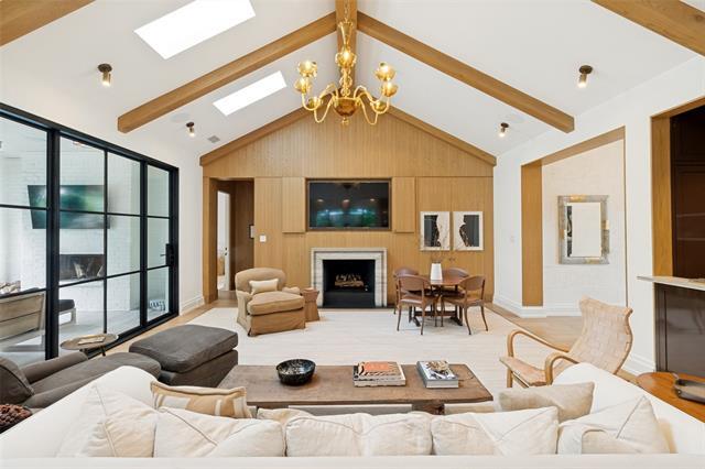 Photo - 7007 Robin Rd