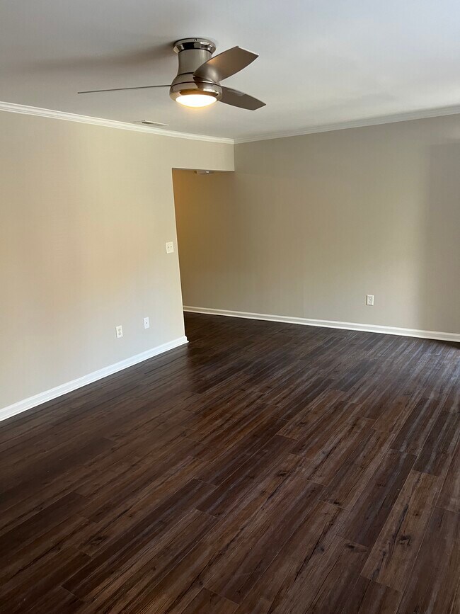 Photo - 2905 Cedar Creek Rd
