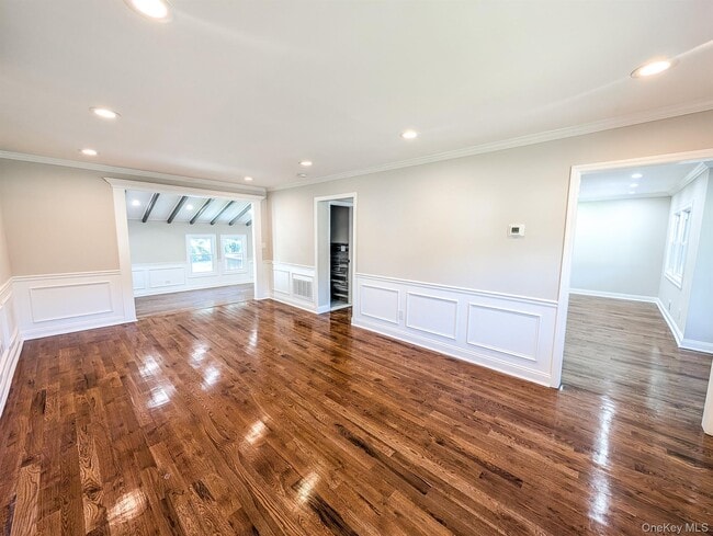 Photo - 12 Somerset Dr
