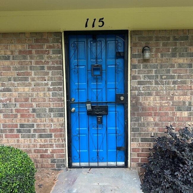 Photo - 115 Peyton Rd SW Townhome