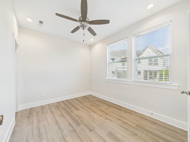 Photo - 308 Ferebee Pl