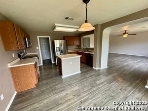 Photo - 8755 Sunview St