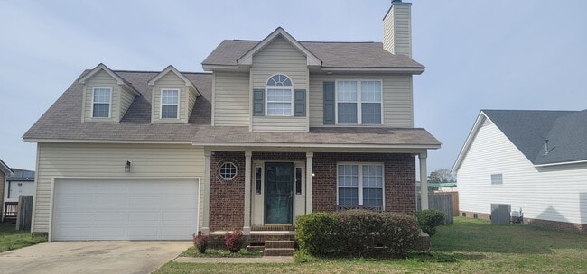 Building Photo - Beautiful 3 Bedroom home w/BONUS ROOM!!