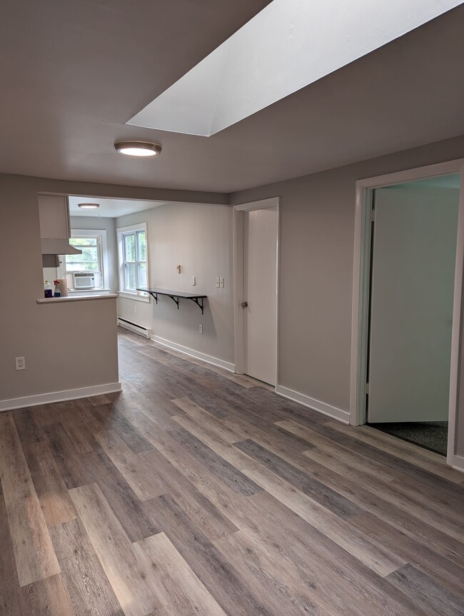 Photo - 44 Boston Post Rd